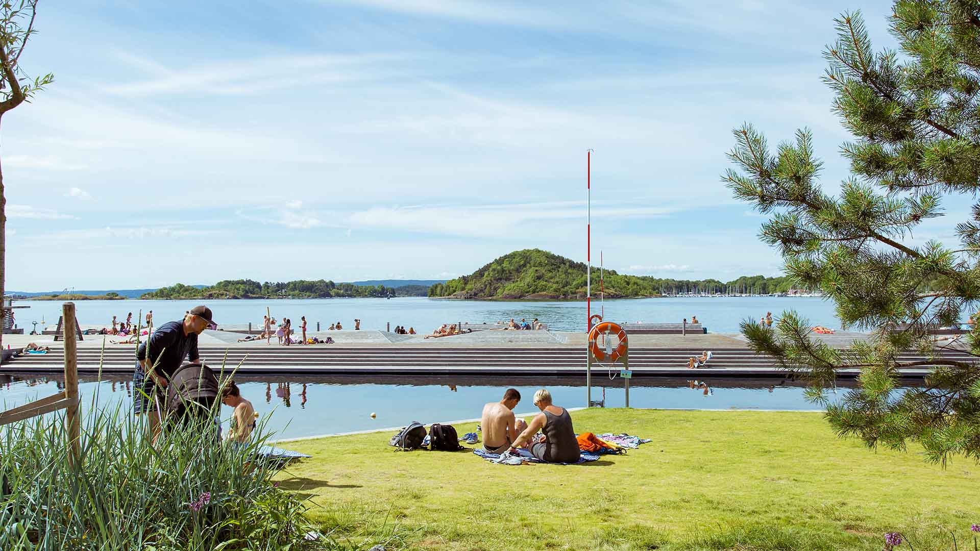 Summer in Sørenga, Oslo ©Didrick Stenersen - Visit Oslo